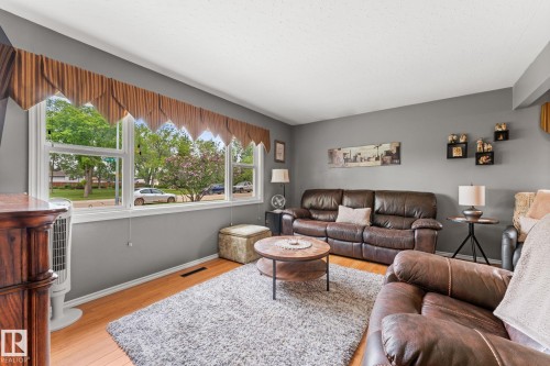 11219 134A Avenue Nw, Edmonton, AB 