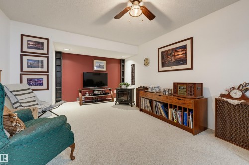 14903 128 Street Nw, Edmonton, AB - Indoor