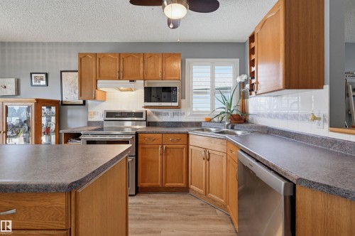 14903 128 Street Nw, Edmonton, AB - Indoor Photo Showing Kitchen With Double Sink
