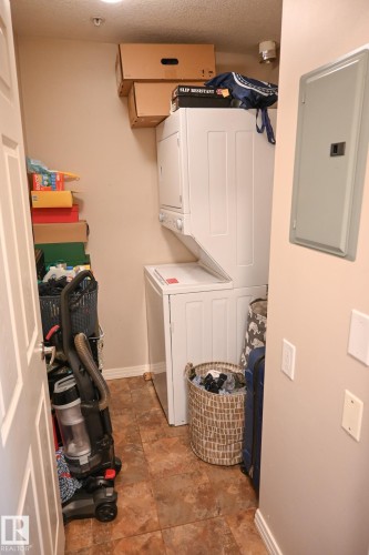 #316 5005 165 Av Nw, Edmonton, AB - Indoor Photo Showing Laundry Room