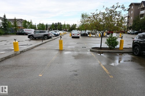 #316 5005 165 Av Nw, Edmonton, AB - Outdoor
