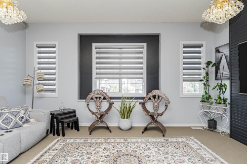 2727 Miles Place Sw, Edmonton, AB - Indoor