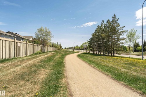 2727 Miles Place Sw, Edmonton, AB - Outdoor