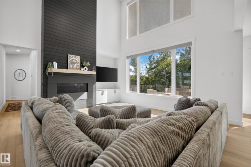 52 Harvest Crescent, Ardrossan, AB - Indoor Photo Showing Living Room With Fireplace