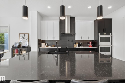 52 Harvest Crescent, Ardrossan, AB - Indoor Photo Showing Kitchen With Upgraded Kitchen