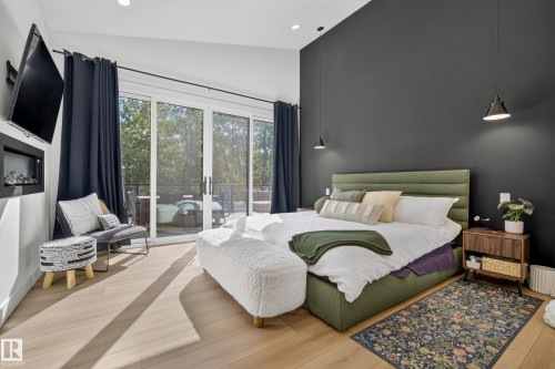 52 Harvest Crescent, Ardrossan, AB - Indoor Photo Showing Bedroom
