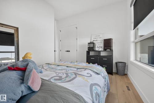 52 Harvest Crescent, Ardrossan, AB - Indoor Photo Showing Bedroom