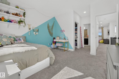 52 Harvest Crescent, Ardrossan, AB - Indoor Photo Showing Bedroom