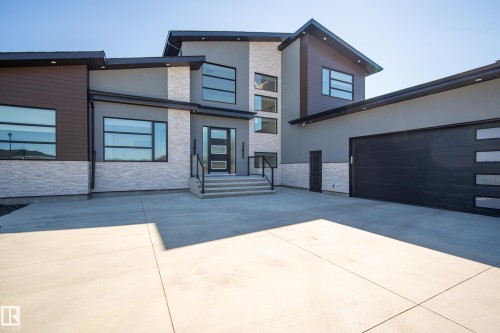 52 Harvest Crescent, Ardrossan, AB - Outdoor