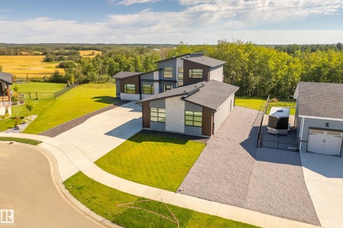 52 Harvest Crescent, Ardrossan, AB - Outdoor