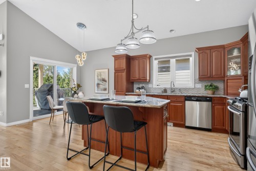 #20 18343 Lessard Rd Nw, Edmonton, AB - Indoor