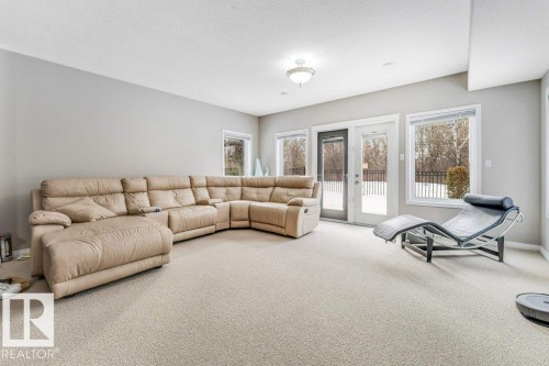 #20 18343 Lessard Rd Nw, Edmonton, AB - Indoor Photo Showing Living Room