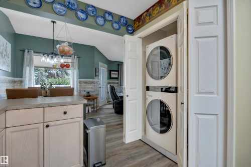 #62 4410 52 Ave, Wetaskiwin, AB - Indoor Photo Showing Laundry Room