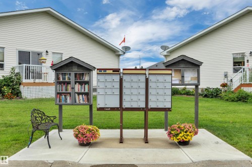#62 4410 52 Ave, Wetaskiwin, AB - Outdoor