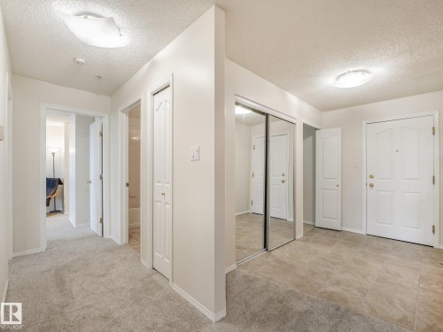 #114 10511 42 Av Nw, Edmonton, AB - Indoor Photo Showing Other Room