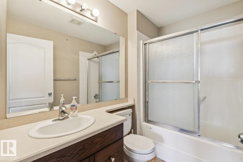 #7419 7327 South Terwillegar Dr Nw, Edmonton, AB - Indoor Photo Showing Bathroom