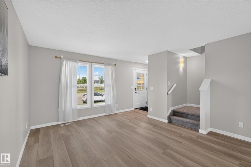 749 Southfork Drive, Leduc, AB - Indoor Photo Showing Other Room