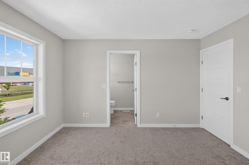 749 Southfork Drive, Leduc, AB - Indoor Photo Showing Other Room