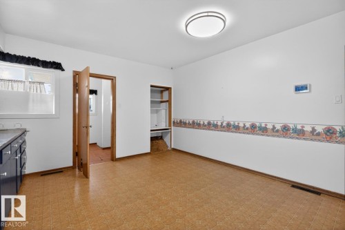 8326 81 Avenue Nw, Edmonton, AB - Indoor Photo Showing Other Room
