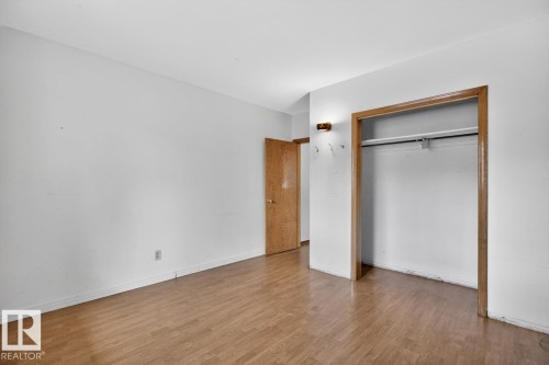 8326 81 Avenue Nw, Edmonton, AB - Indoor Photo Showing Other Room