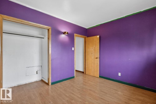 8326 81 Avenue Nw, Edmonton, AB - Indoor Photo Showing Other Room
