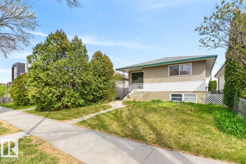8326 81 Avenue Nw, Edmonton, AB - Outdoor