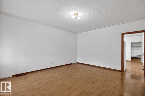 8326 81 Avenue Nw, Edmonton, AB - Indoor Photo Showing Other Room