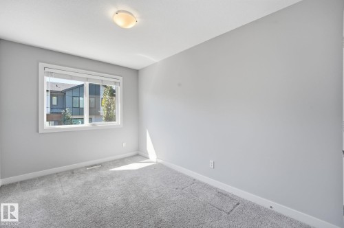 Second bedroom - 1793 Keene Crescent Sw, Edmonton, AB - Indoor Photo Showing Other Room