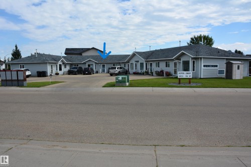 #5 5831 46 ST  Barrhead, AB T7N 7N0