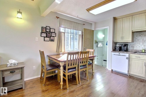 9743 65 Avenue Nw, Edmonton, AB 