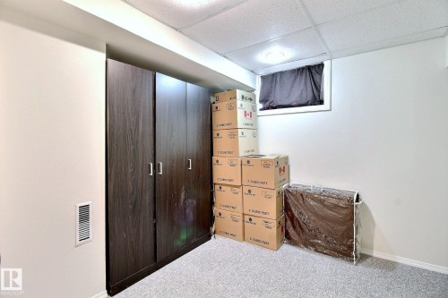 9743 65 Avenue Nw, Edmonton, AB 
