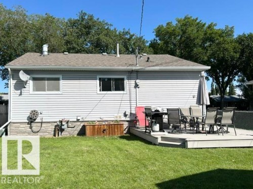9743 65 Avenue Nw, Edmonton, AB 