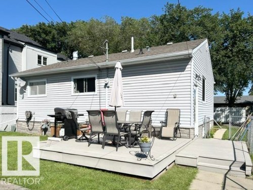 9743 65 Avenue Nw, Edmonton, AB 