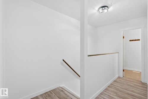 234 Dickinsfield Court Nw, Edmonton, AB - Indoor Photo Showing Other Room