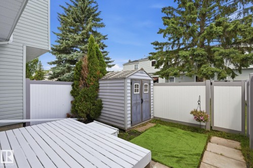 234 Dickinsfield Court Nw, Edmonton, AB - Outdoor