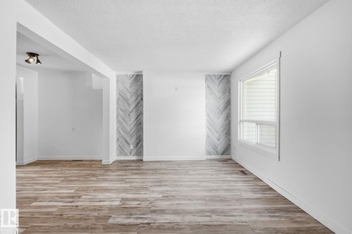 234 Dickinsfield Court Nw, Edmonton, AB - Indoor Photo Showing Other Room