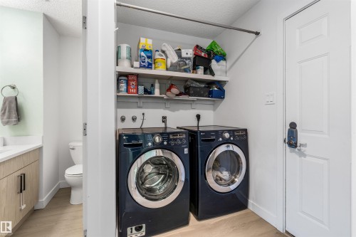 10612 10 Avenue Nw, Edmonton, AB - Indoor Photo Showing Laundry Room
