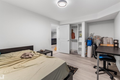 10612 10 Avenue Nw, Edmonton, AB - Indoor Photo Showing Bedroom