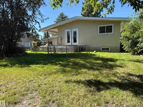 153 Maple Crescent, Wetaskiwin, AB - Outdoor