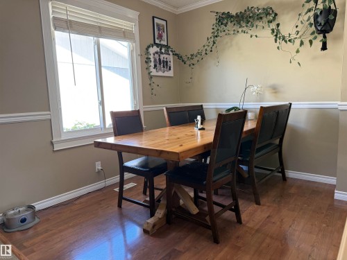 153 Maple Crescent, Wetaskiwin, AB - Indoor Photo Showing Dining Room