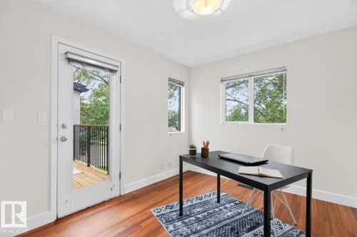 8860 93 Street Nw, Edmonton, AB - Indoor Photo Showing Other Room