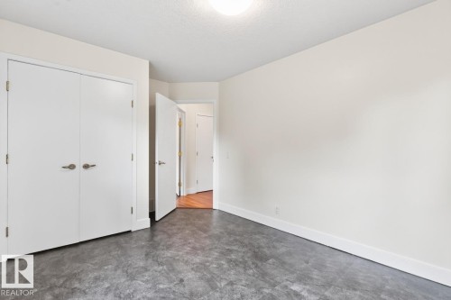 8860 93 Street Nw, Edmonton, AB - Indoor Photo Showing Other Room
