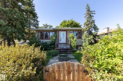 12022 127 Street NW  Edmonton, AB T5L 0Z4