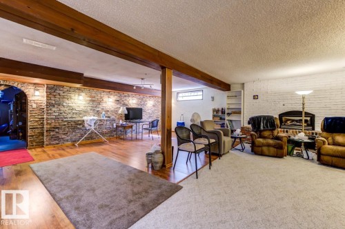 3803 108 Street Nw, Edmonton, AB - Indoor