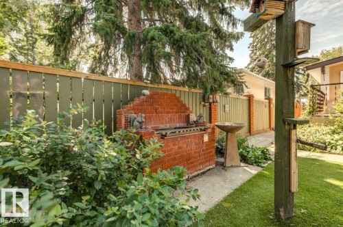 3803 108 Street Nw, Edmonton, AB - Outdoor