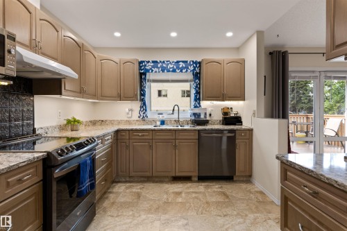 #1 10 Grange Dr, St. Albert, AB - Indoor Photo Showing Kitchen With Double Sink With Upgraded Kitchen