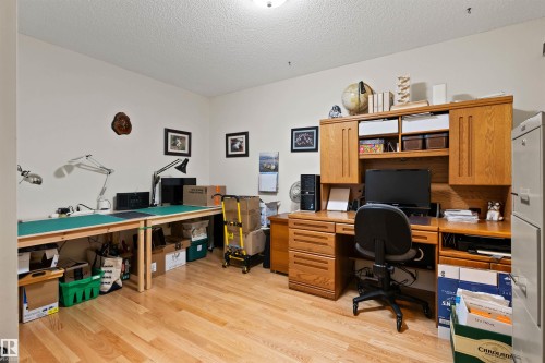 #1 10 Grange Dr, St. Albert, AB - Indoor Photo Showing Office