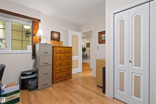 #1 10 Grange Dr, St. Albert, AB - Indoor