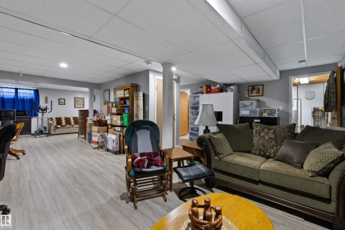 #1 10 Grange Dr, St. Albert, AB - Indoor