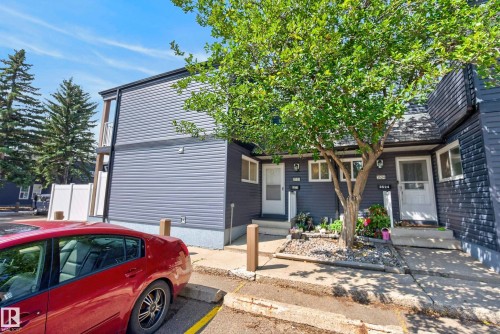 3522 42 Street Nw, Edmonton, AB - Outdoor